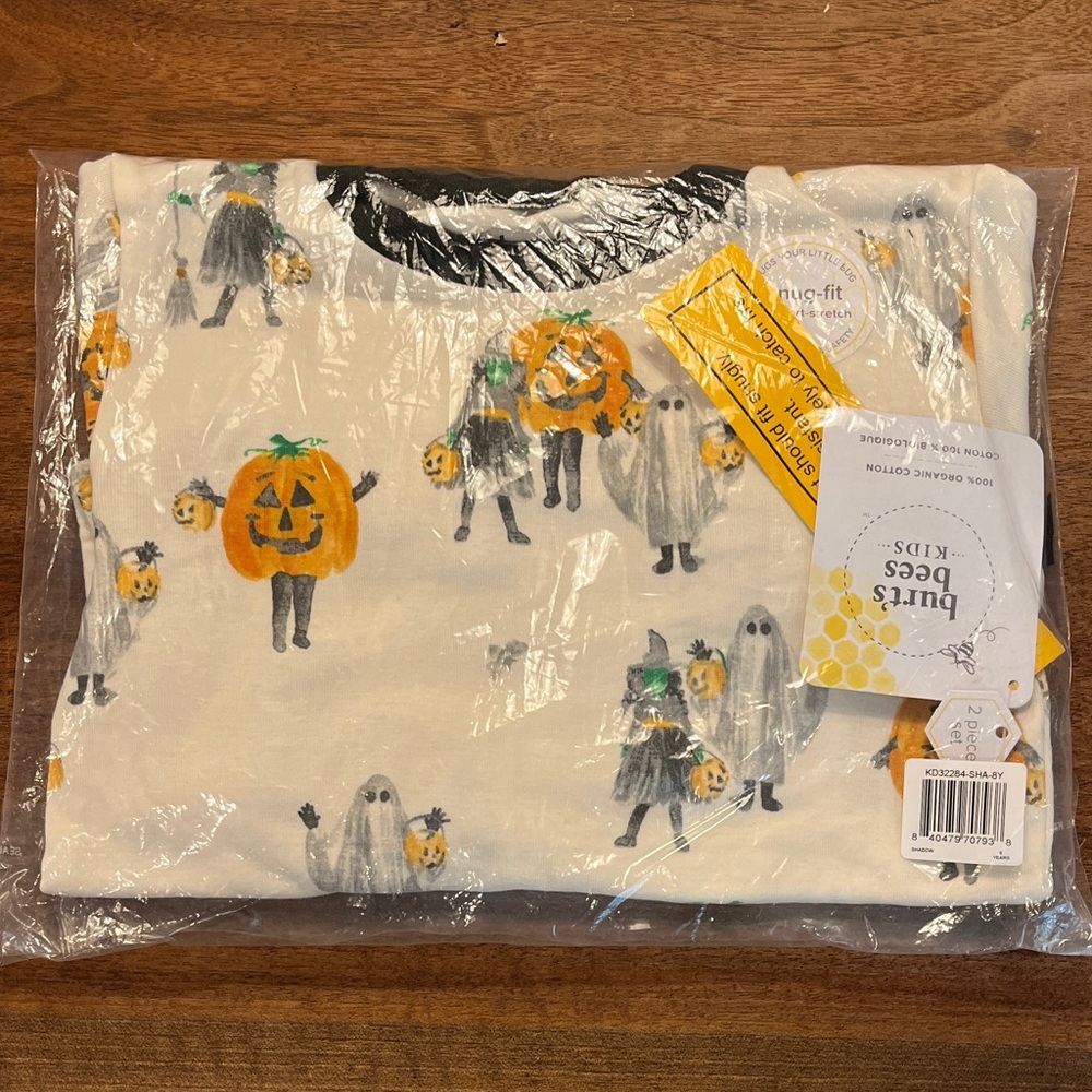 Burt's Bees Kids Halloween Costume Pajama Set - Cream and Black